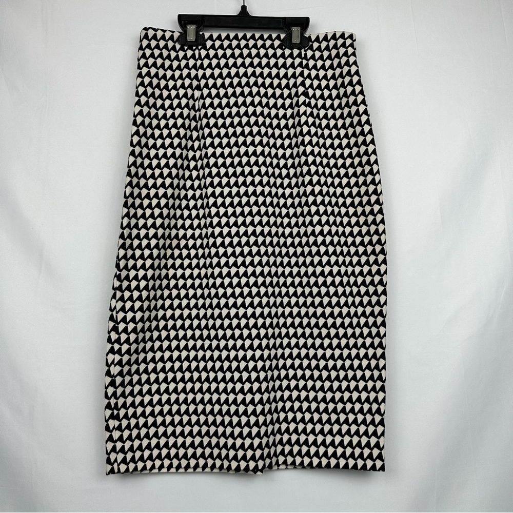 Banana Republic Black and White Geometric Print Pencil Skirt Size: 0